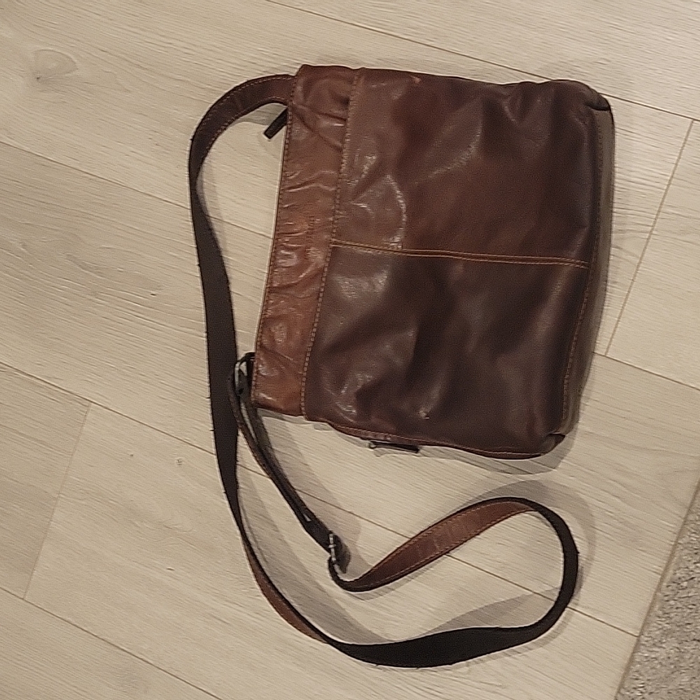 JACK GEORGES Voyager Small Zippered Crossbody Bag